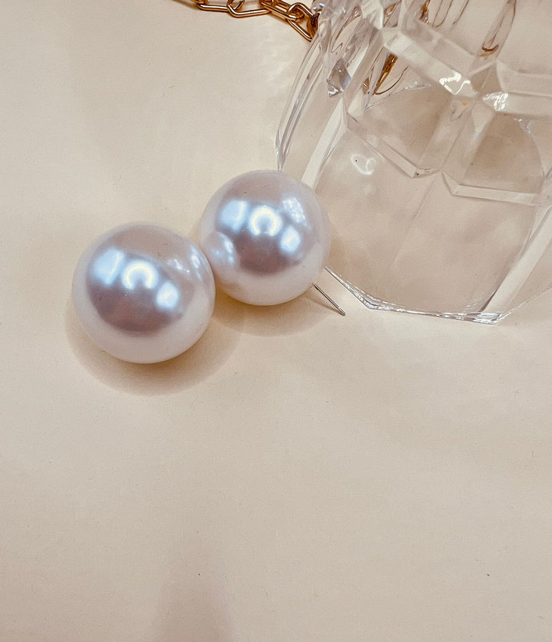 Exaggerated Pearl Studs